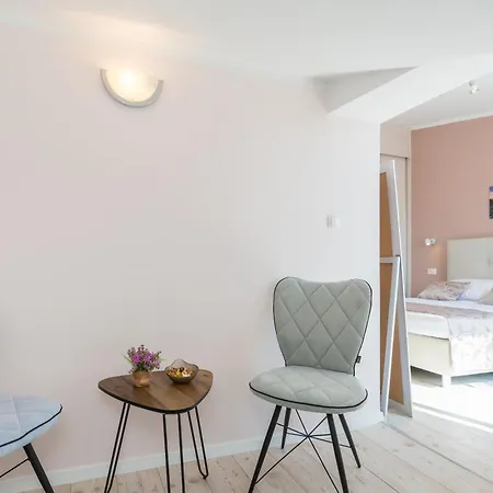 Bellview Apartment *